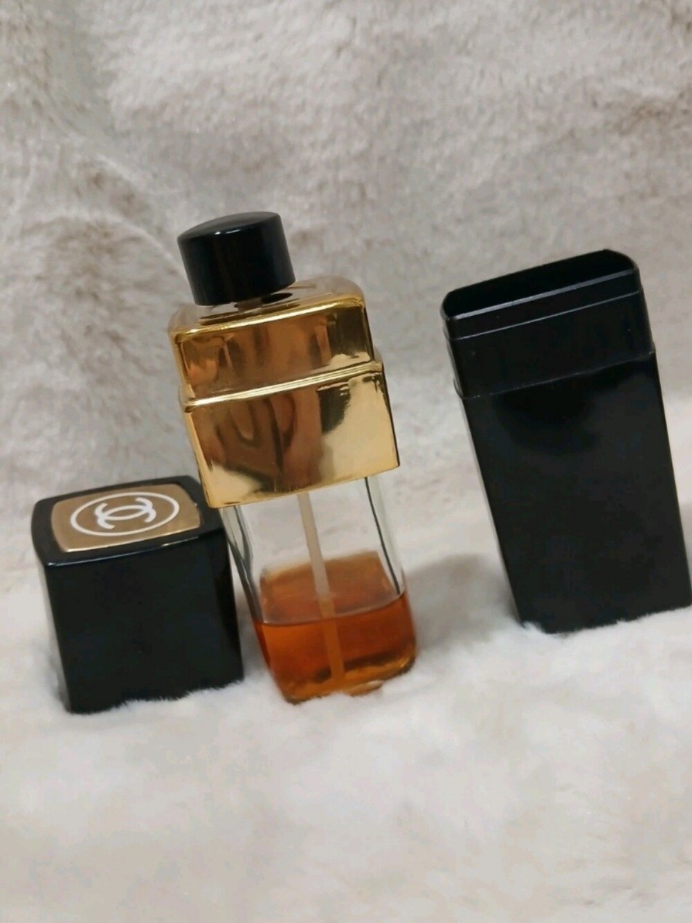 Vtg CHANEL No. 5  1.5 Fl Oz Refillable Parfume Case With Product Inside